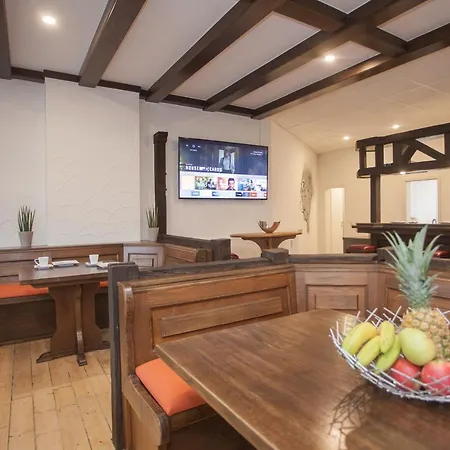 Piste Und Pedale , Deine Bude-dein Abenteuer Apartmán *