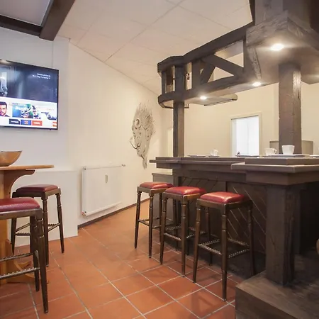 Piste Und Pedale , Deine Bude-dein Abenteuer * Winterberg