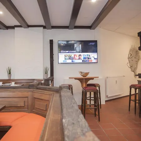 Piste Und Pedale , Deine Bude-dein Abenteuer *