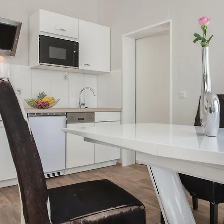 Piste Und Pedale , Deine Bude-dein Abenteuer Winterberg