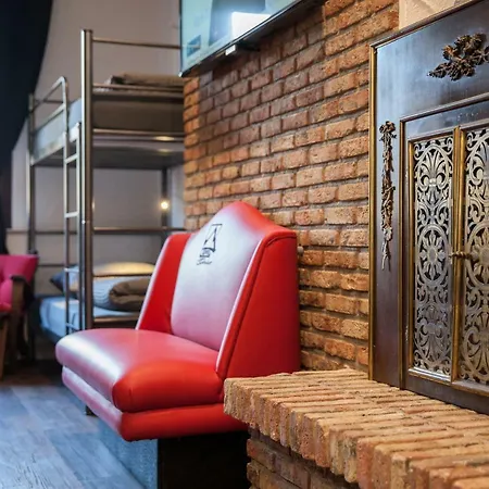 Piste Und Pedale , Deine Bude-dein Abenteuer 公寓 *