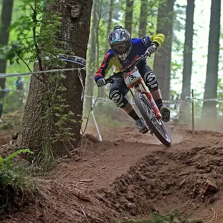 Piste Und Pedale , Deine Bude-dein Abenteuer Apartmán