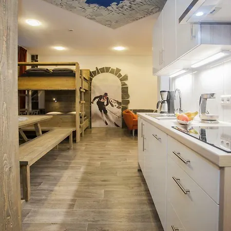 Piste Und Pedale , Deine Bude-dein Abenteuer *