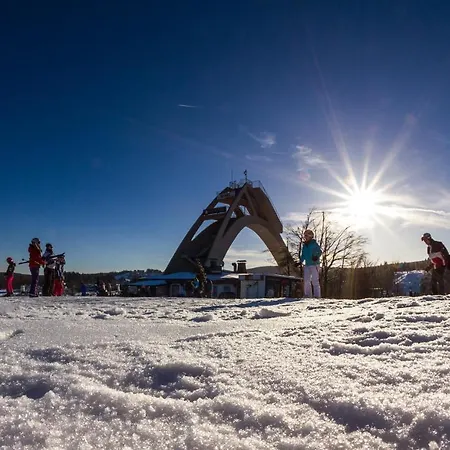 Piste Und Pedale , Deine Bude-dein Abenteuer