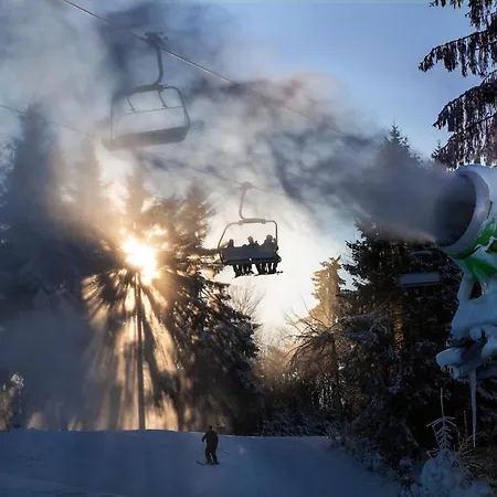 Piste Und Pedale , Deine Bude-dein Abenteuer