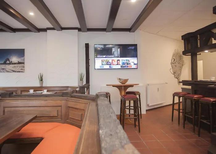 Piste Und Pedale , Deine Bude-dein Abenteuer *