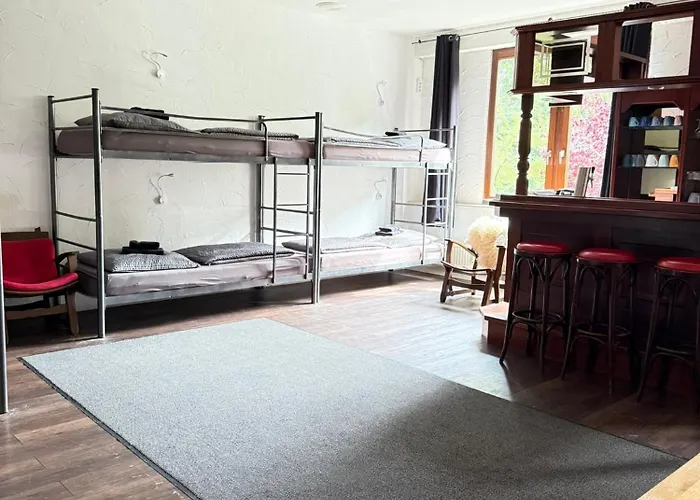 Piste Und Pedale , Deine Bude-dein Abenteuer