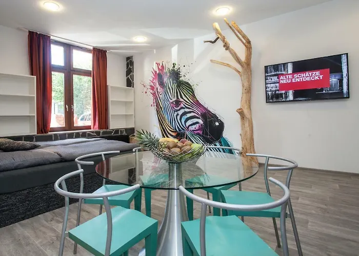 Piste Und Pedale , Deine Bude-dein Abenteuer Winterberg